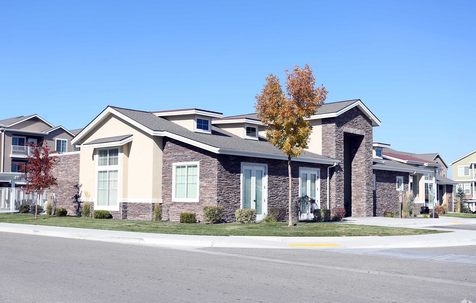High Point on Overland Apartments in Meridian, ID